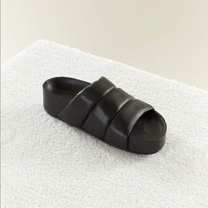 Simon Miller Vegan Dip Slide - worn twice!